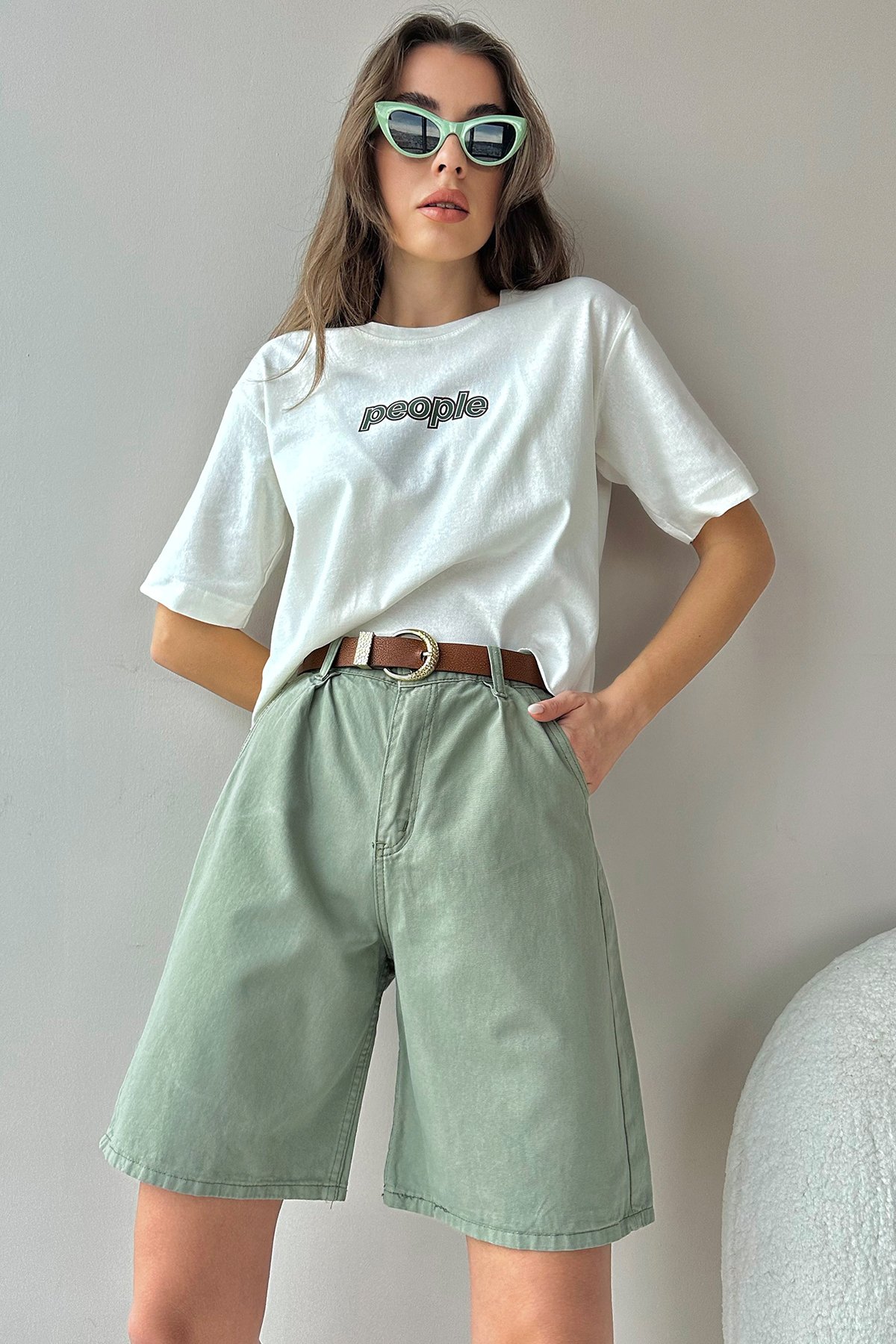 Yüksek Bel Kemerli Wide Leg Bermuda Denim Şort - Yeşil