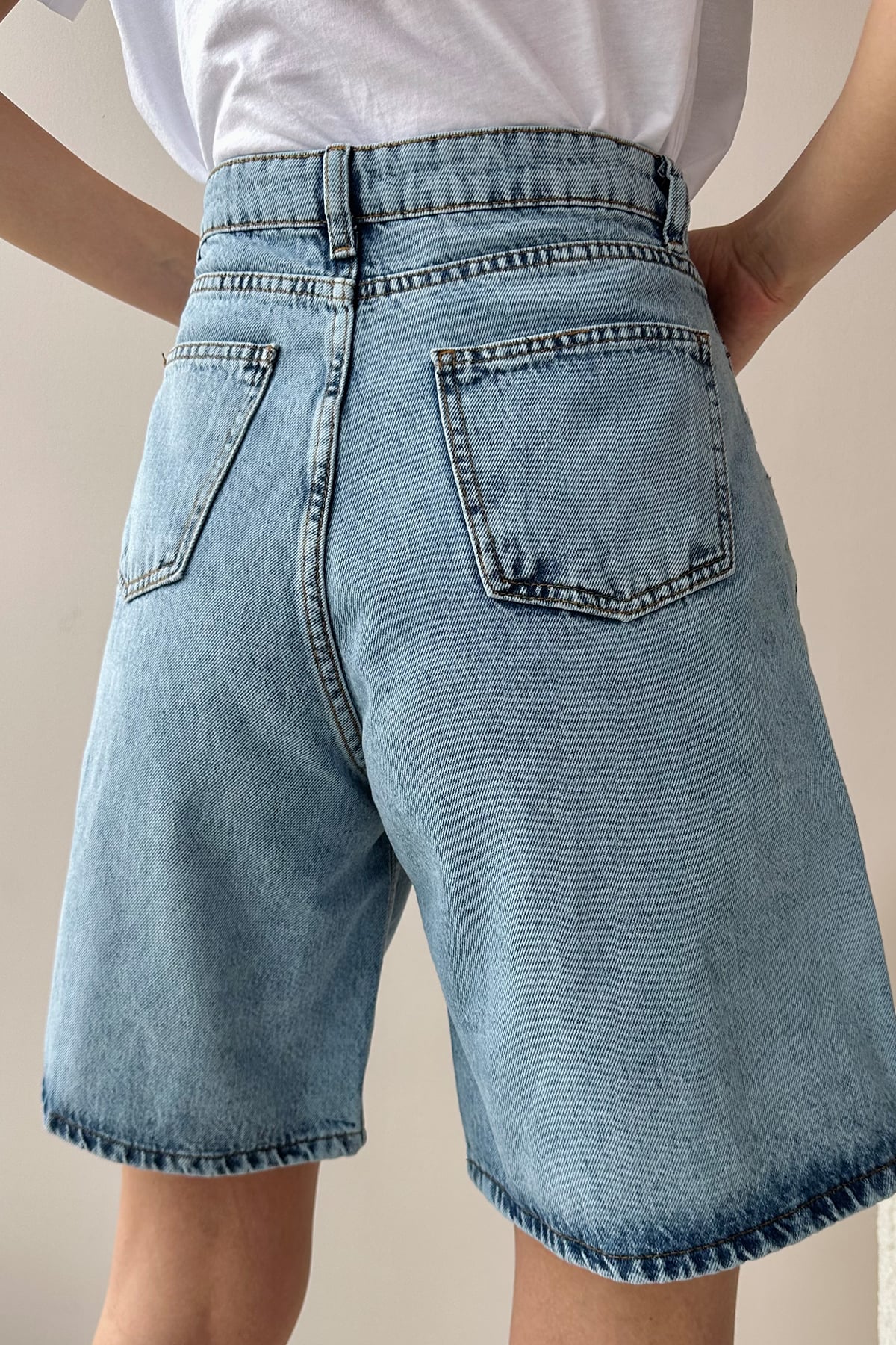 Yüksek Bel Kemerli Wide Leg Bermuda Denim Şort - Açık Mavi