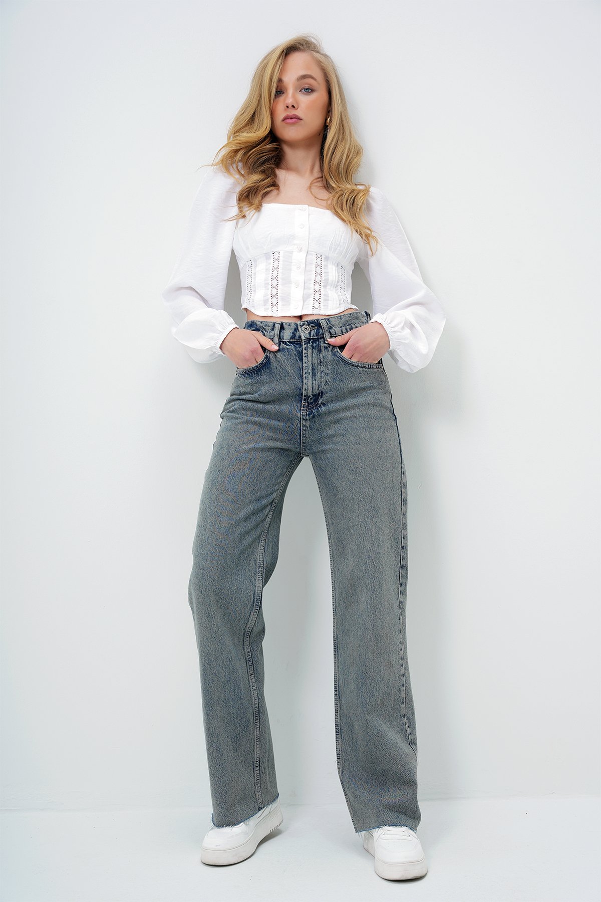 YÜKSEK BEL YIKAMALI PAÇASI PÜSKÜLLÜ PALAZZO JEAN PANTOLON - Vintage Mavi