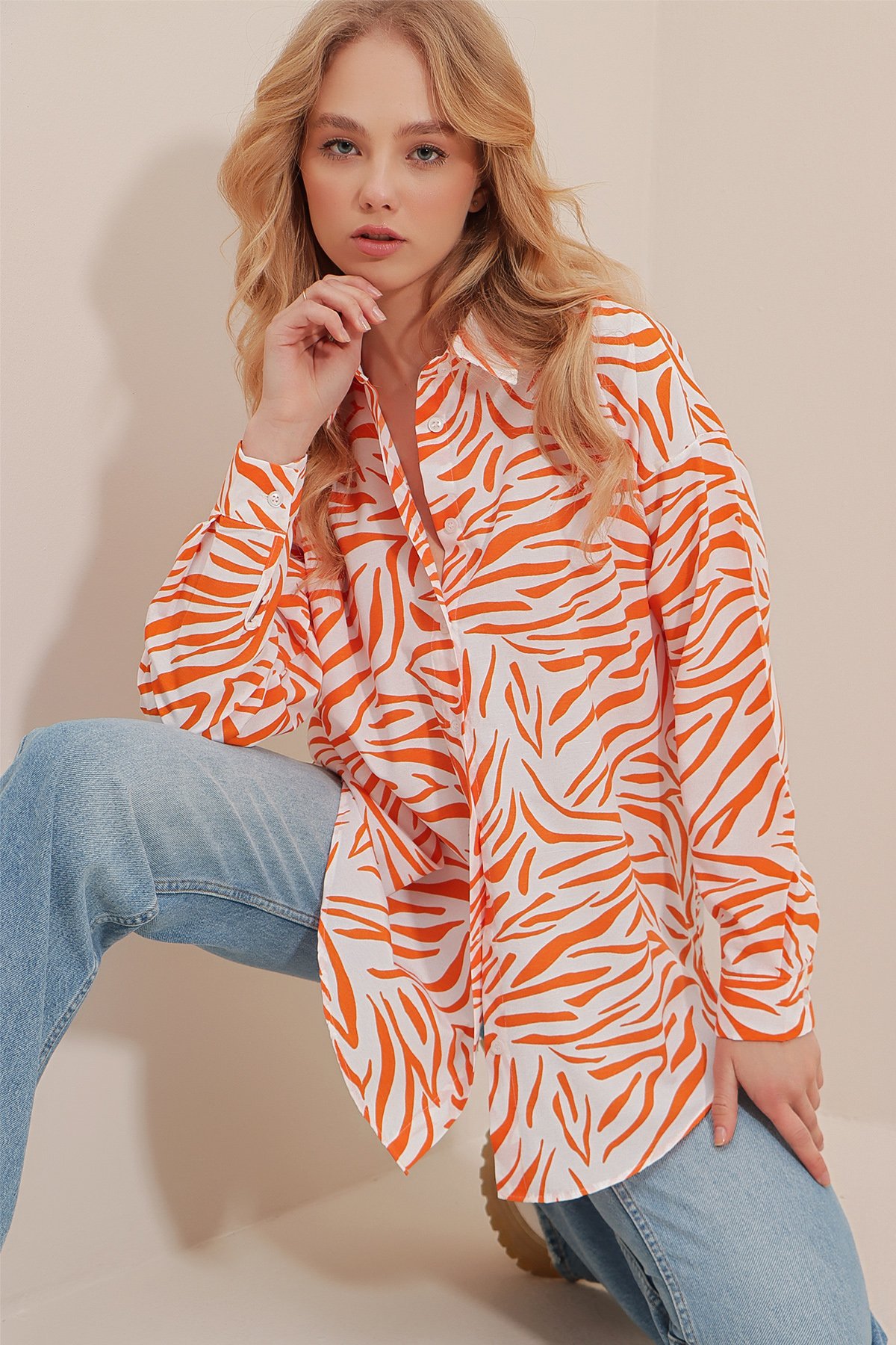 Zebra Desenli Poplin Dokuma Uzun Gömlek - Turuncu