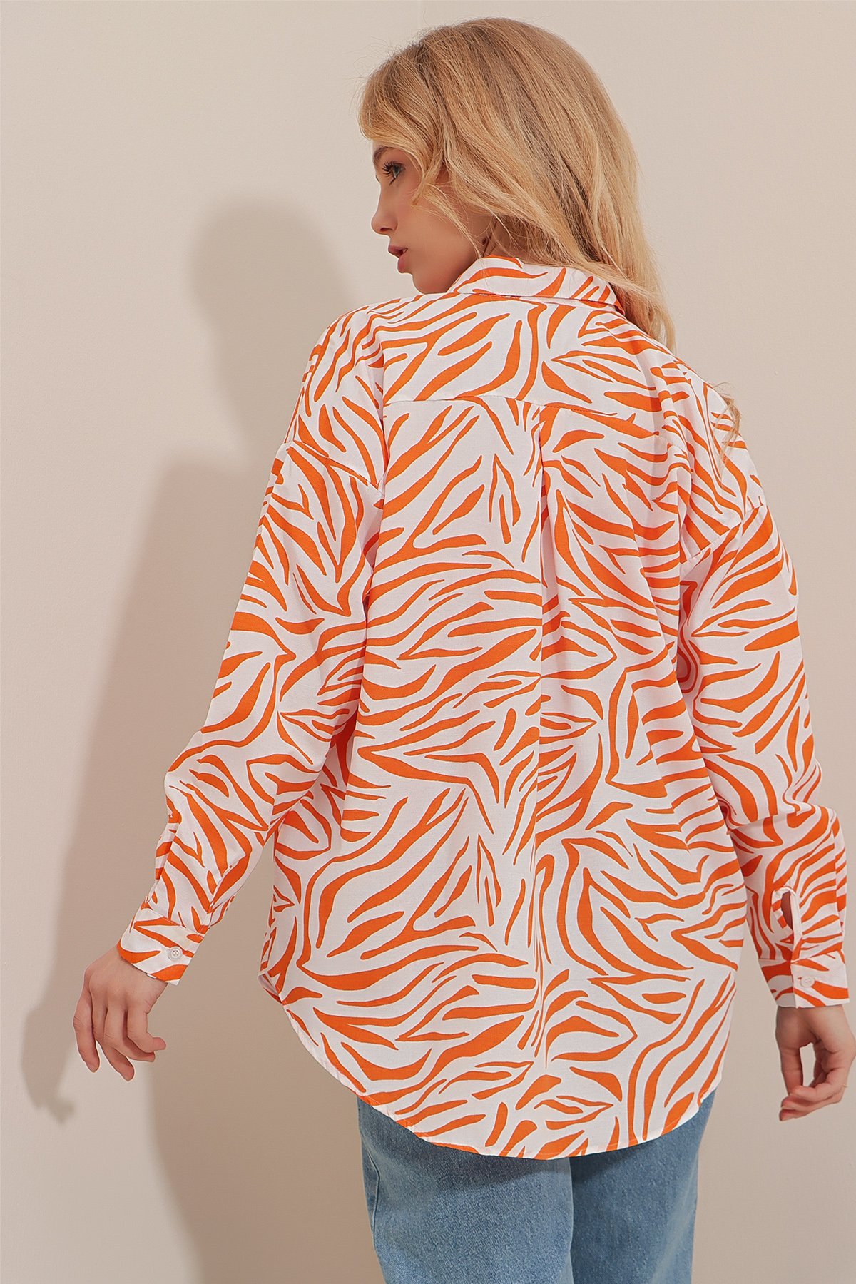Zebra Desenli Poplin Dokuma Uzun Gömlek - Turuncu