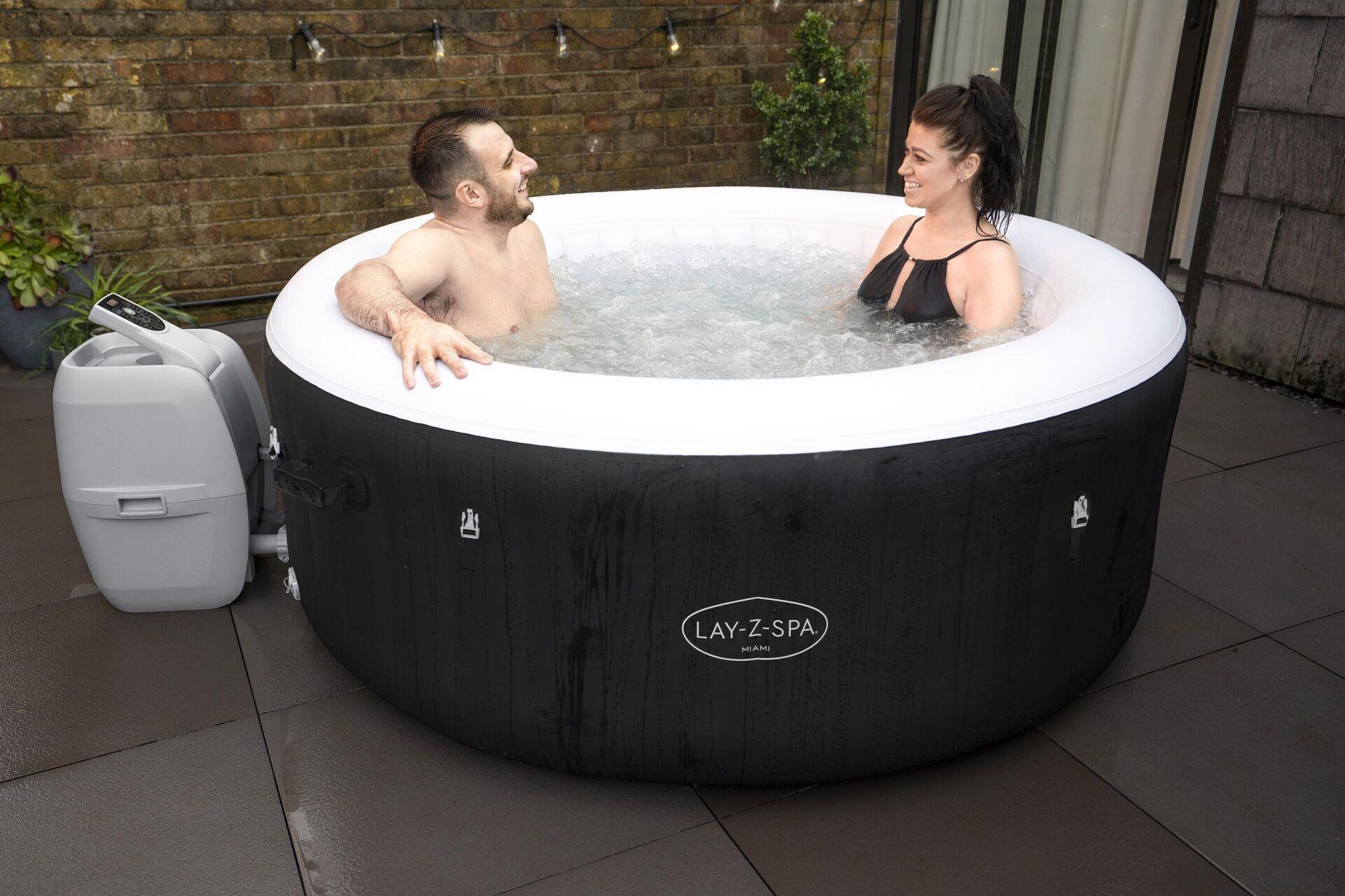 Lay-Z-Spa® Miami AirJet™ Şişme Spa Havuzu, 2-4 kişilik