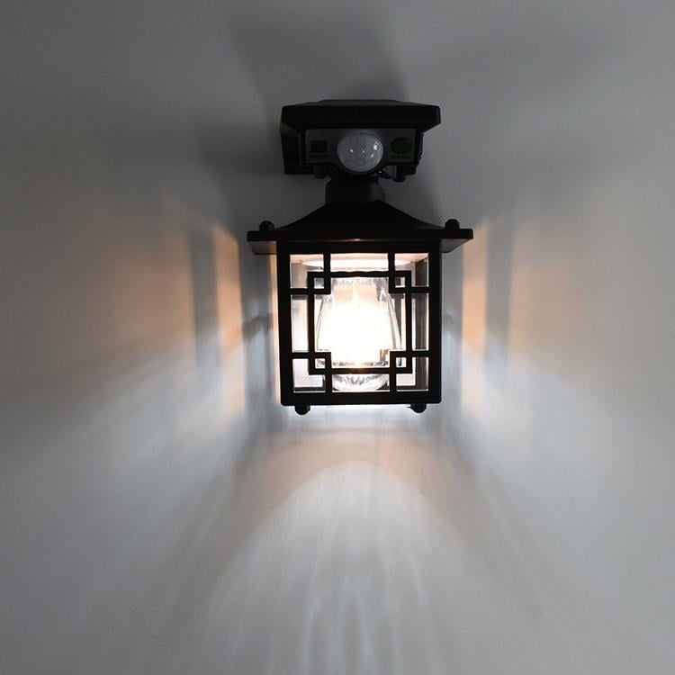 Dış Mekan İçin Hareket Sensörlü Güneş Enerjili Aplik Siyah