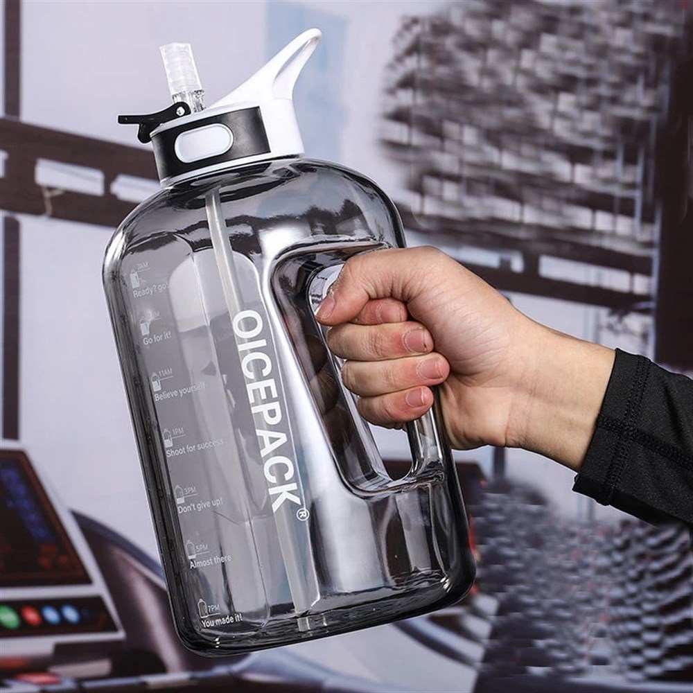 Fitness Veya Kamp İçin 2500ml Kapasiteli Taşınabilir Büyük Su Şişesi