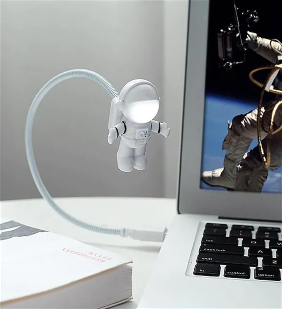 Tcherchi Astronot Led Usb Gece Lambası Klavye Işığı Kitap Okuma Işığı