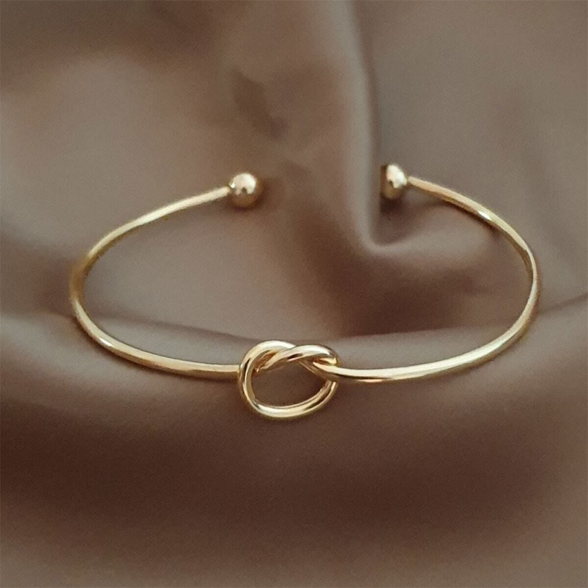 Tcherchi Kadın Altın Düğüm Detay Ayarlanabilir Kelepçe Bileklik