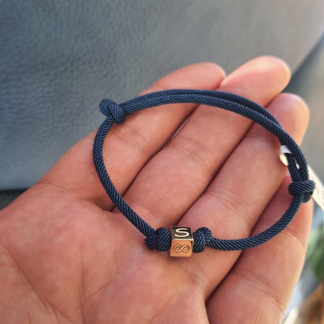 Altın Küp Petrol Mavisi İpli Bileklik 14 Ayar