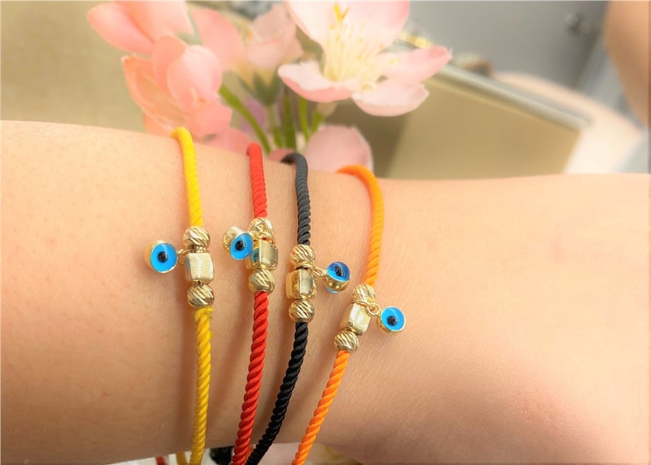 GRİ İPLİ KÜP DORİKALI GÖZ BONCUKLU 14 AYAR ALTIN