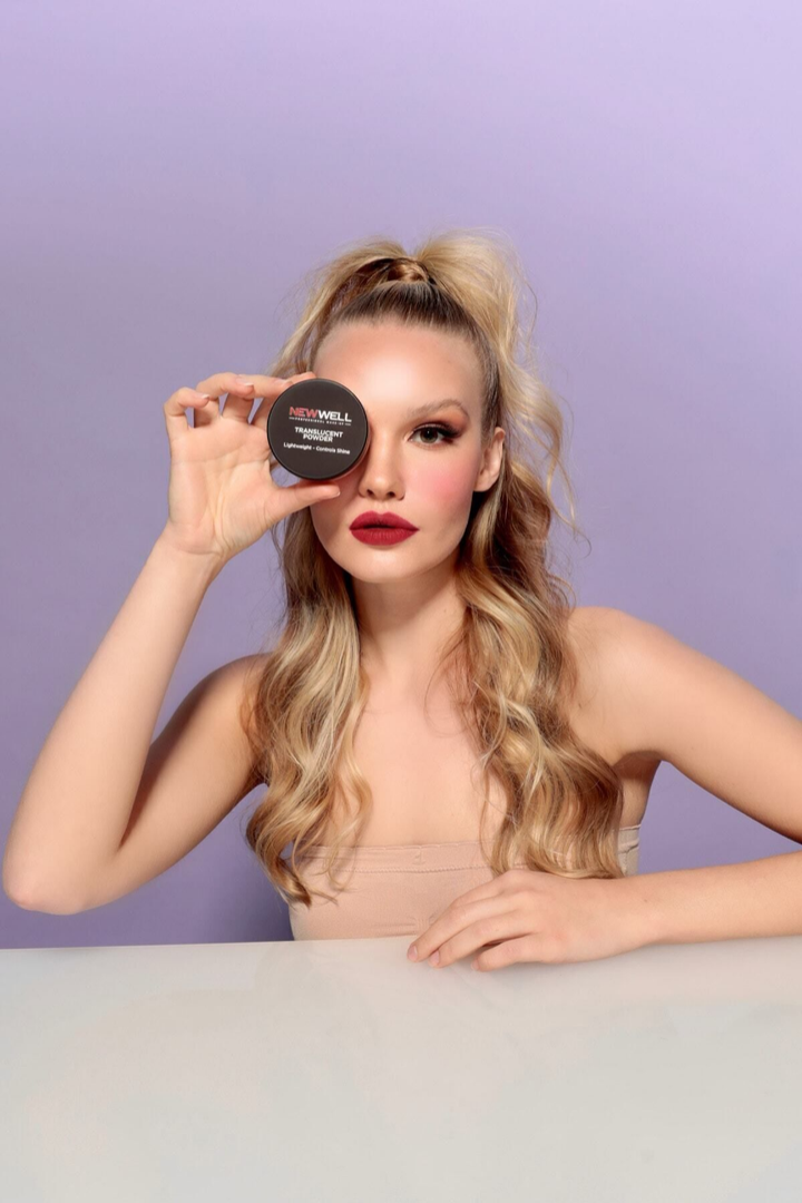 New Well Translucent Powder Pınk + Makeover Compact Powder Hediye