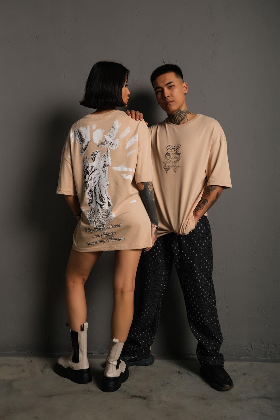 T-SHİRTBej Heykel 22 Baskılı Oversize Basic Tshirt | VİP LOKAL1073-BejBej Heykel 22 Baskılı Oversize Basic Tshirt