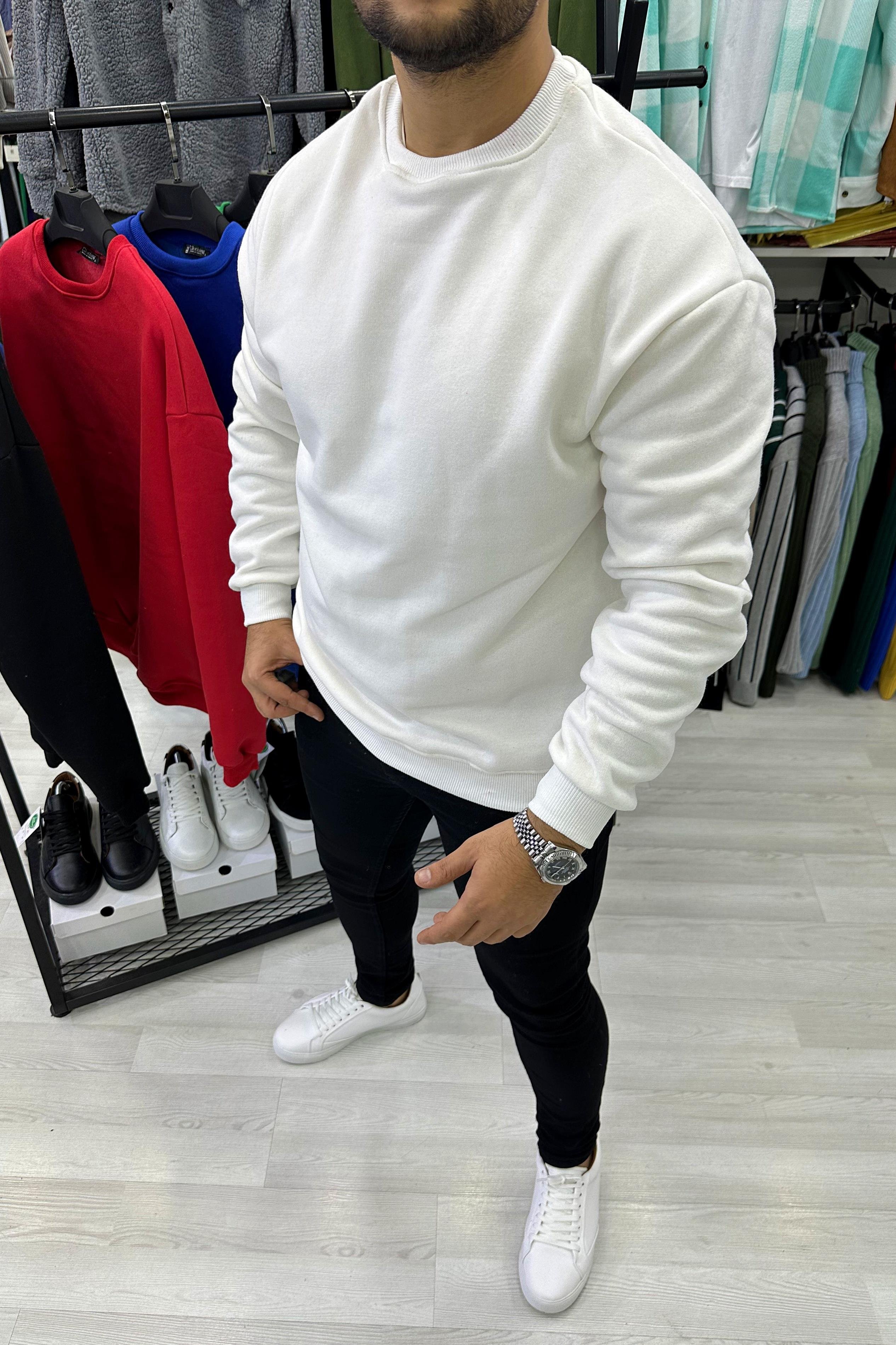 SWEATSHİRTBeyaz Oversize Basic Sweat | VİP LOKAL1142-BeyazBeyaz Oversize Basic Sweat