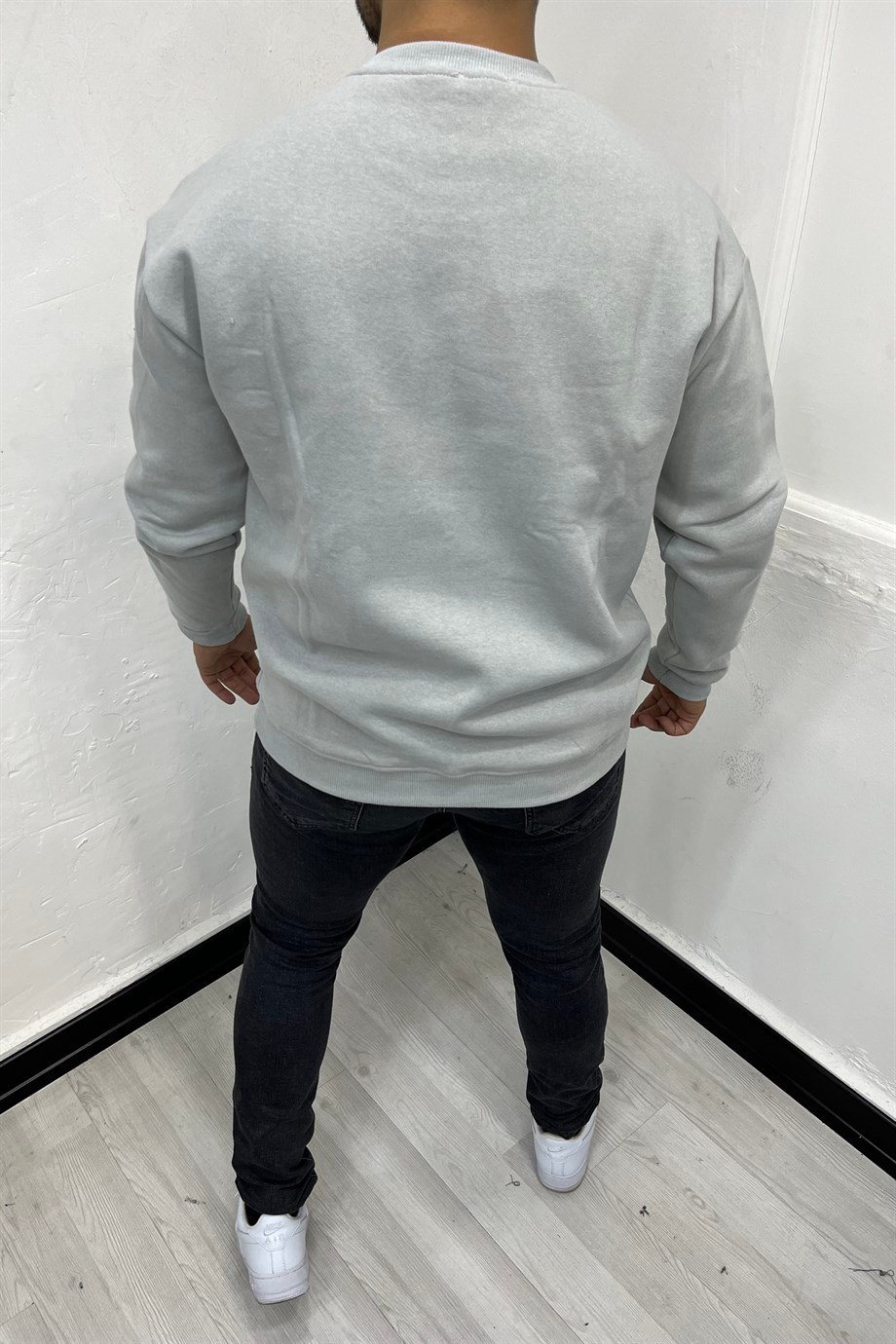 SWEATSHİRTBoyama Gri 3 İplik Şardonlu Oversize Sweatshirt | VİP LOKAL1007-BoyamaGriBoyama Gri 3 İplik Şardonlu Oversize Sweatshirt