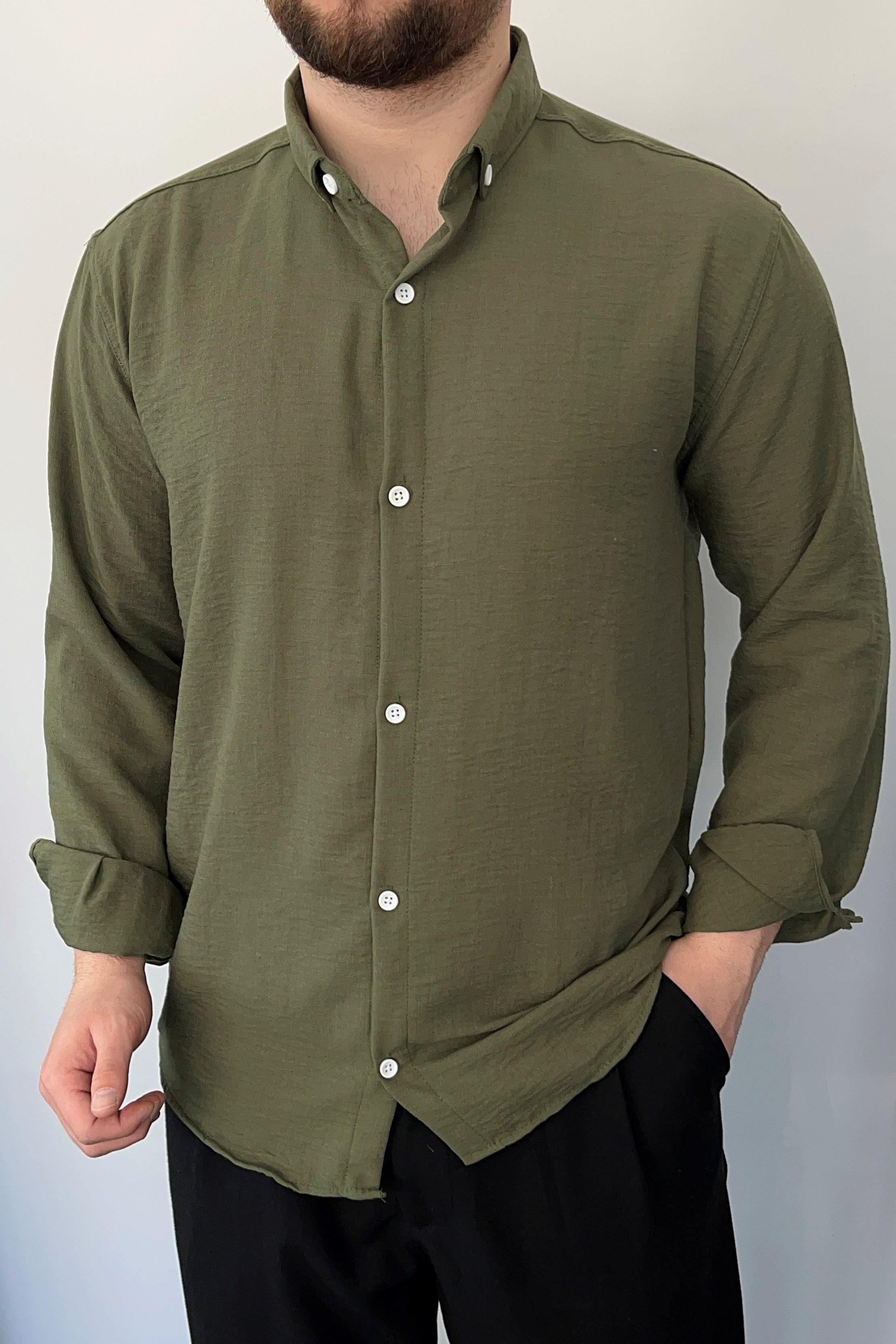 GÖMLEKHaki Yeşil Slim Fit Dar Kesim Düğmeli Yaka Dokulu Keten Gömlek | VİP LOKAL1317-HakiHaki Yeşil Slim Fit Dar Kesim Düğmeli Yaka Dokulu Keten Gömlek