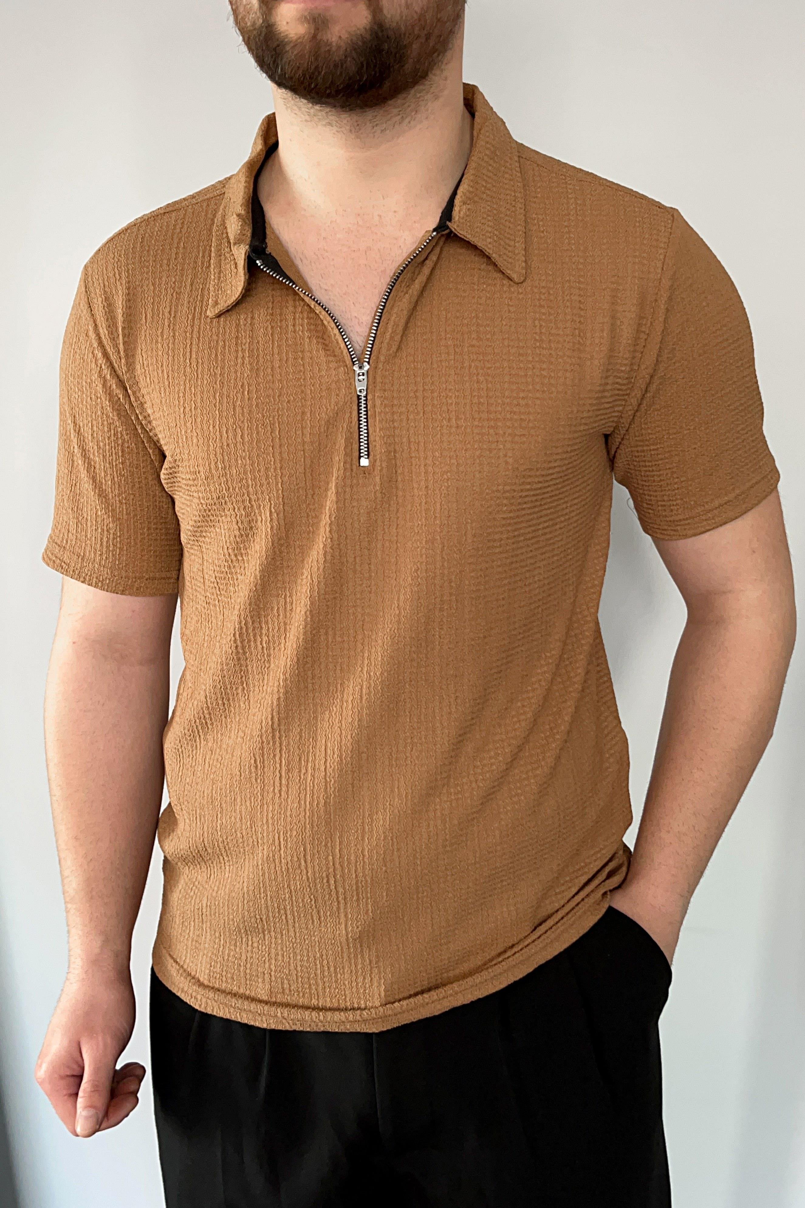 T-SHİRTKahve Fermuarlı Polo Yaka Ottoman Kumaş Tshirt | VİP LOKAL1306-KahveKahve Fermuarlı Polo Yaka Ottoman Kumaş Tshirt