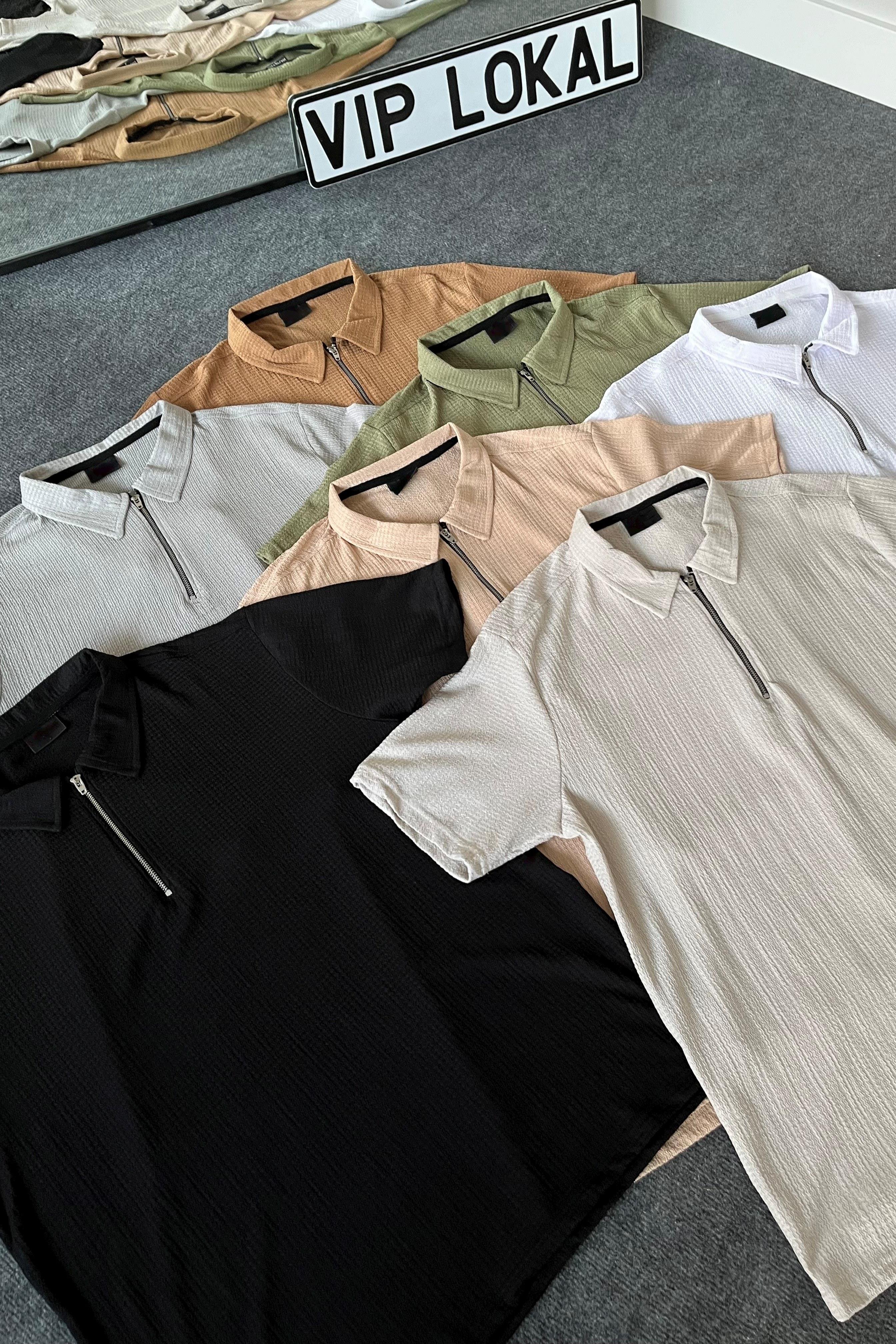T-SHİRTKahve Fermuarlı Polo Yaka Ottoman Kumaş Tshirt | VİP LOKAL1306-KahveKahve Fermuarlı Polo Yaka Ottoman Kumaş Tshirt