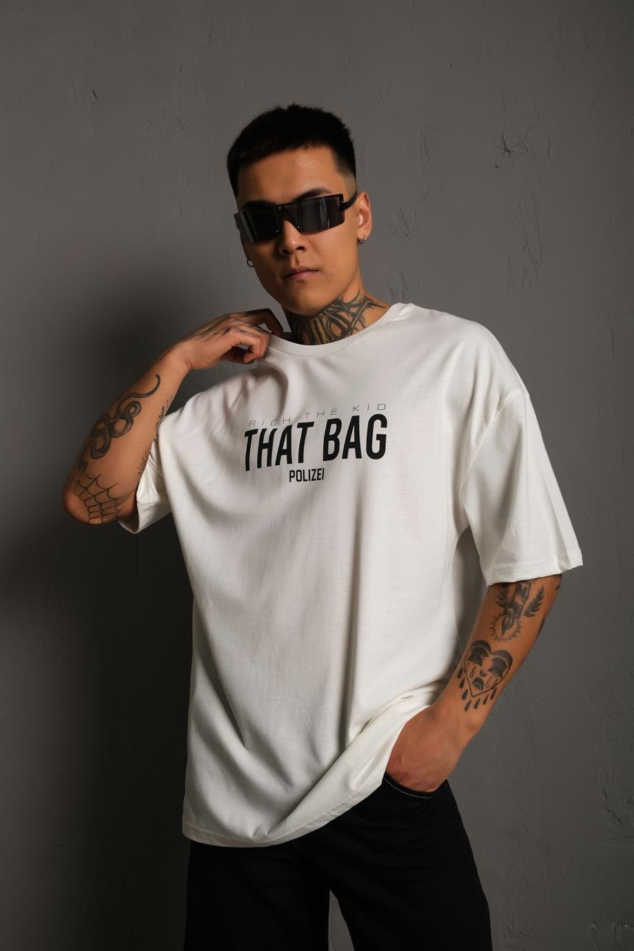 T-SHİRTKırık Beyaz Dolar Baskılı Oversize Basic Tshirt | VİP LOKAL1082-BeyazKırık Beyaz Dolar Baskılı Oversize Basic Tshirt