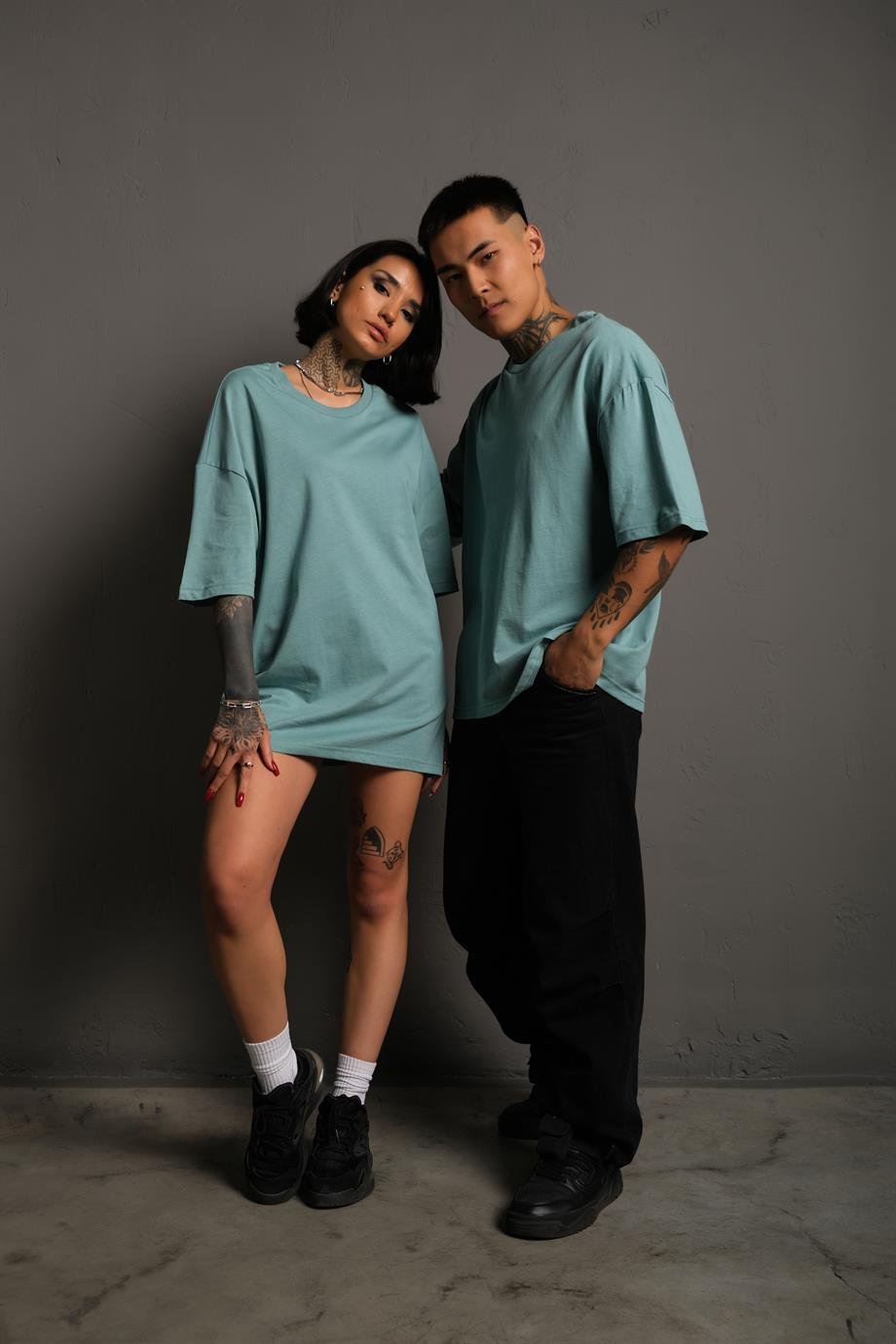 T-SHİRTMint Mavi Oversize Basic Tshirt | VİP LOKAL1070-MintMint Mavi Oversize Basic Tshirt