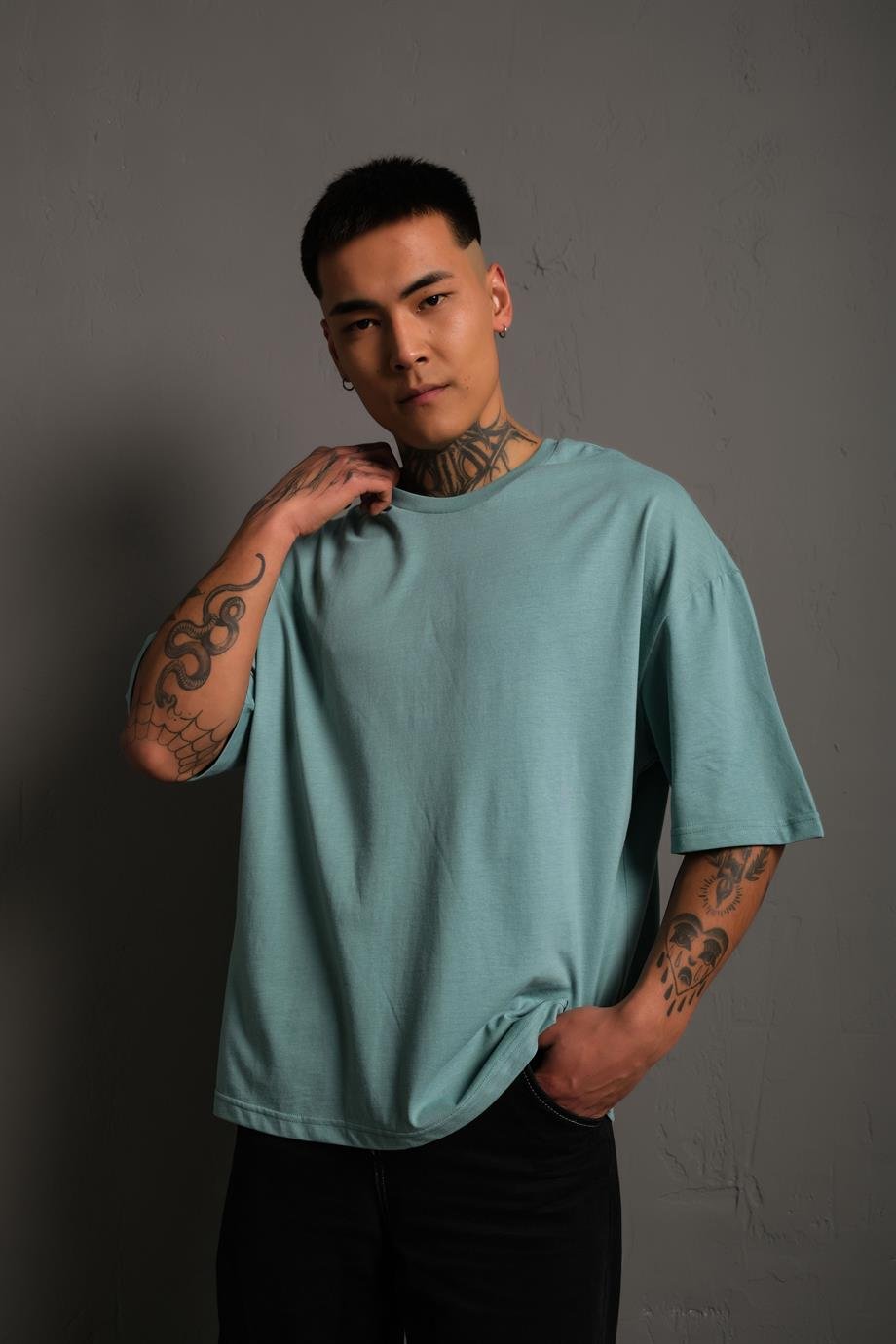 T-SHİRTMint Mavi Oversize Basic Tshirt | VİP LOKAL1070-MintMint Mavi Oversize Basic Tshirt
