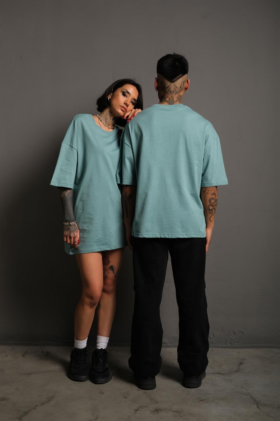 T-SHİRTMint Mavi Oversize Basic Tshirt | VİP LOKAL1070-MintMint Mavi Oversize Basic Tshirt