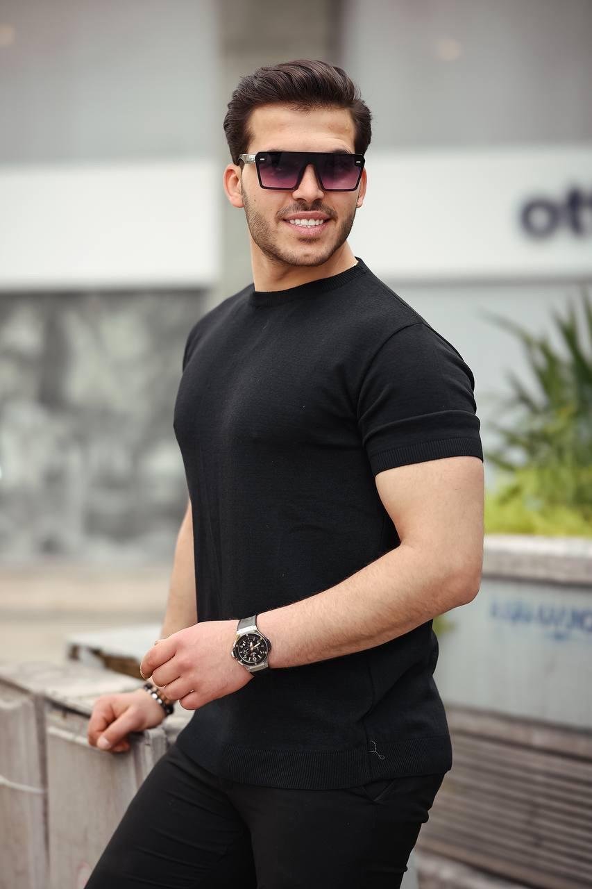T-SHİRTSiyah Basic Örme Triko Tshirt  | VİP LOKAL1364-SiyahSiyah Basic Örme Triko Tshirt