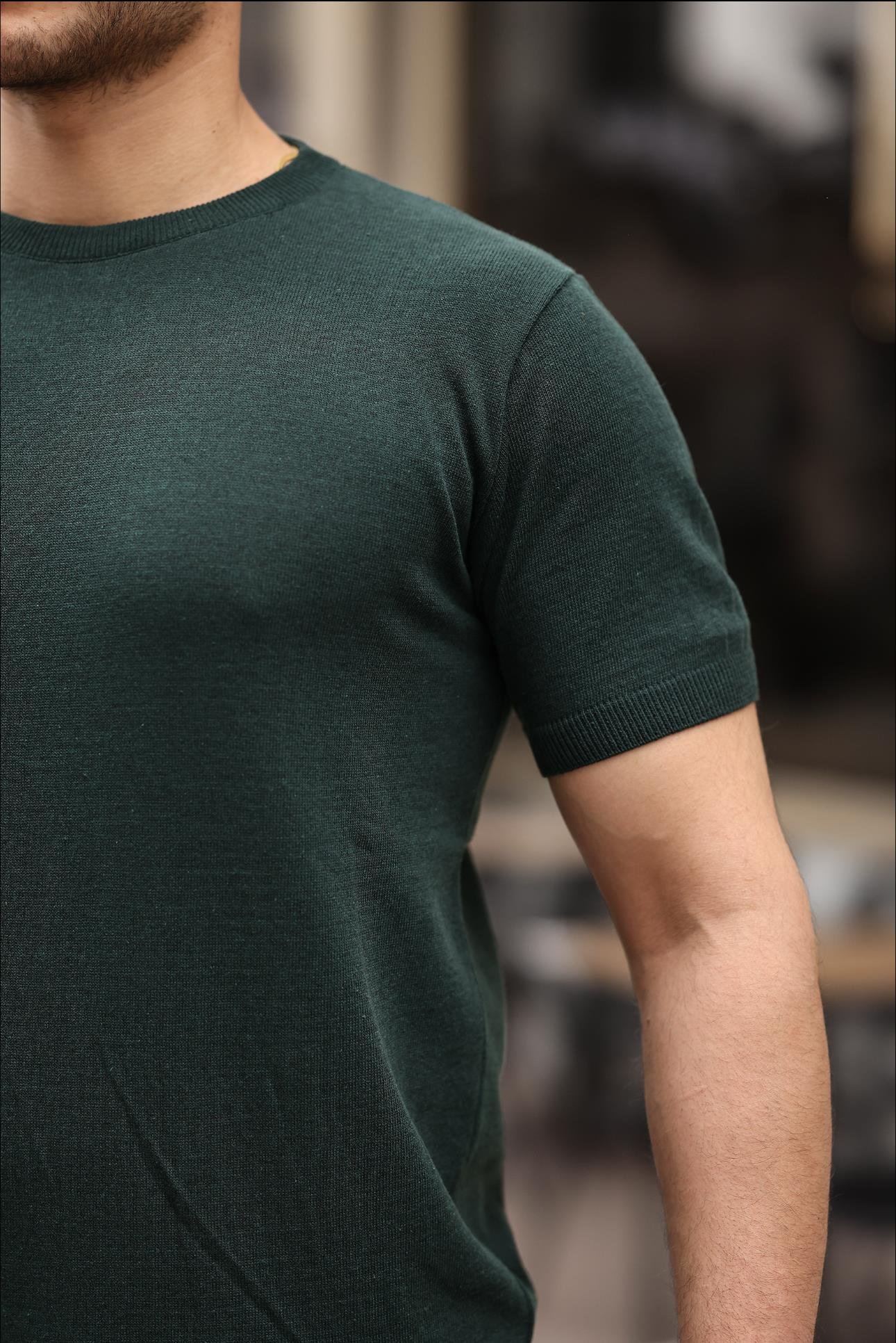T-SHİRTZümrüt Yeşil Basic Örme Triko Tshirt | VİP LOKAL1364-YeşilZümrüt Yeşil Basic Örme Triko Tshirt