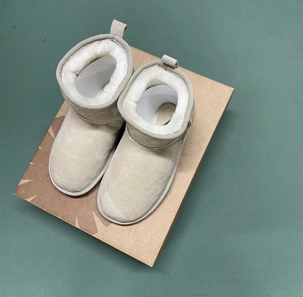BEJ CLASSİC ULTRA SHORT UGG BOOTS