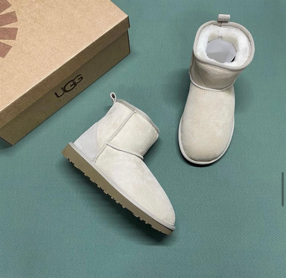 BEJ CLASSİC ULTRA SHORT UGG BOOTS
