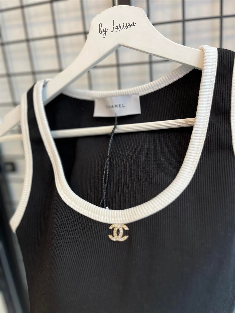 Chanel crop top