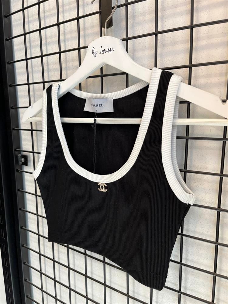 Chanel crop top