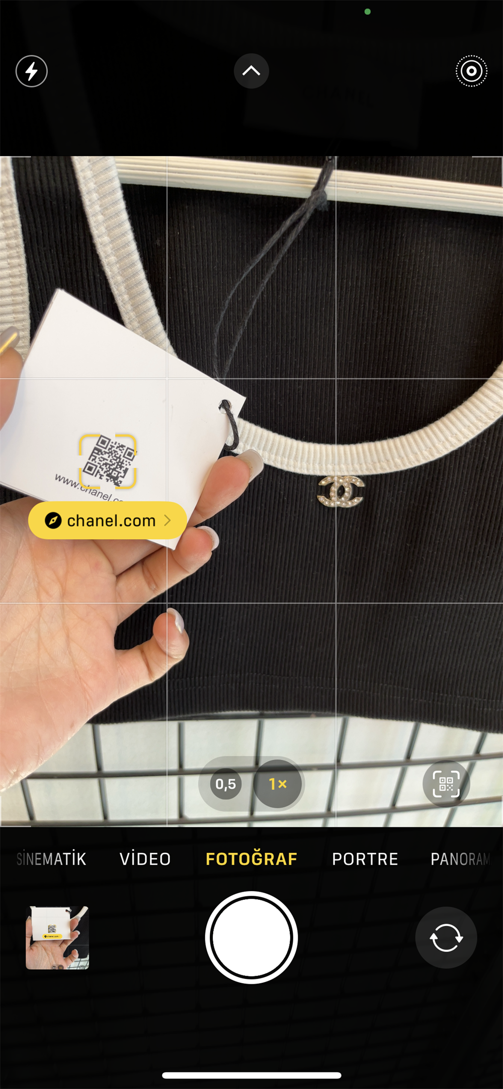 Chanel crop top