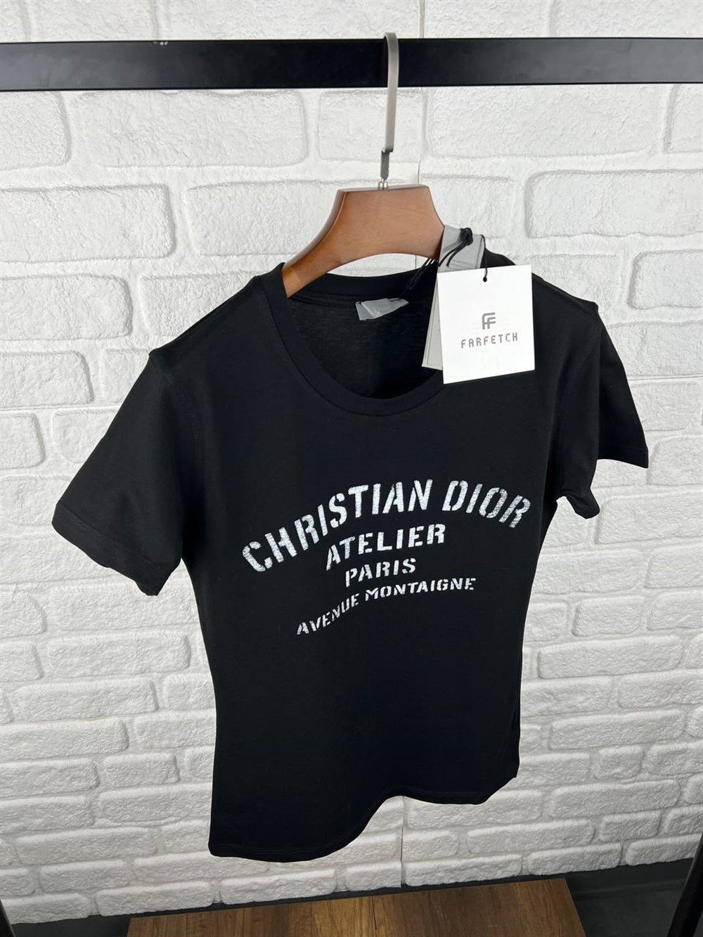Dior 刺繍ロゴ Tシャツ 黒 中古・古着通販】Dior (ディオール) ロゴ刺繍 半袖Tシャツ ブラック