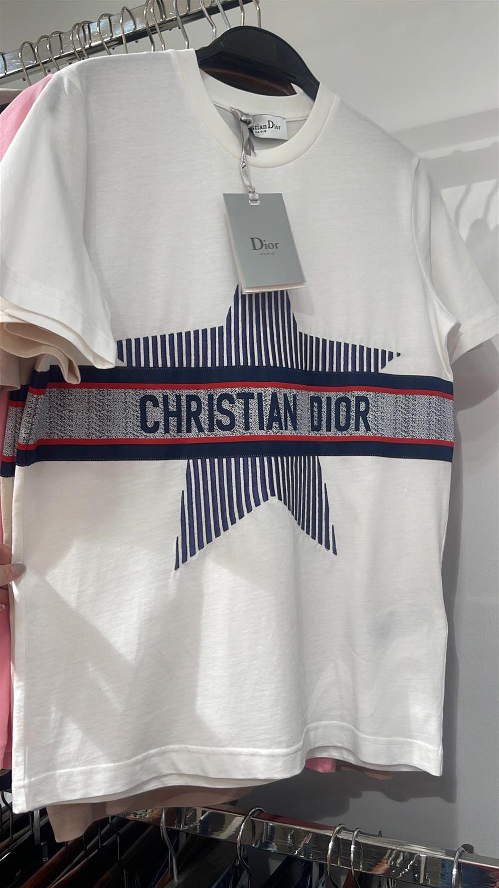DİOR YILDIZLI TSHİRT 