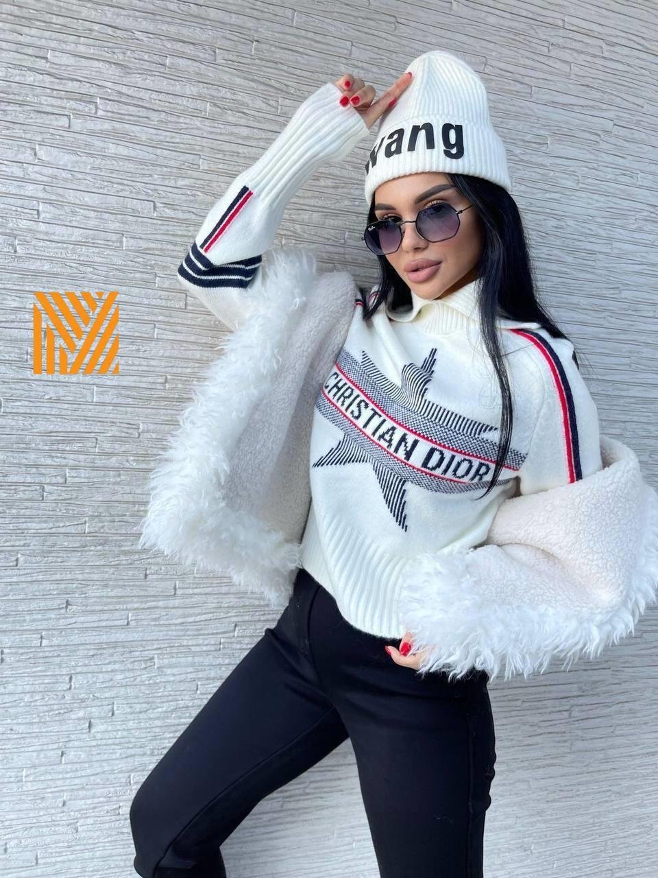 Dr beyaz triko kazak