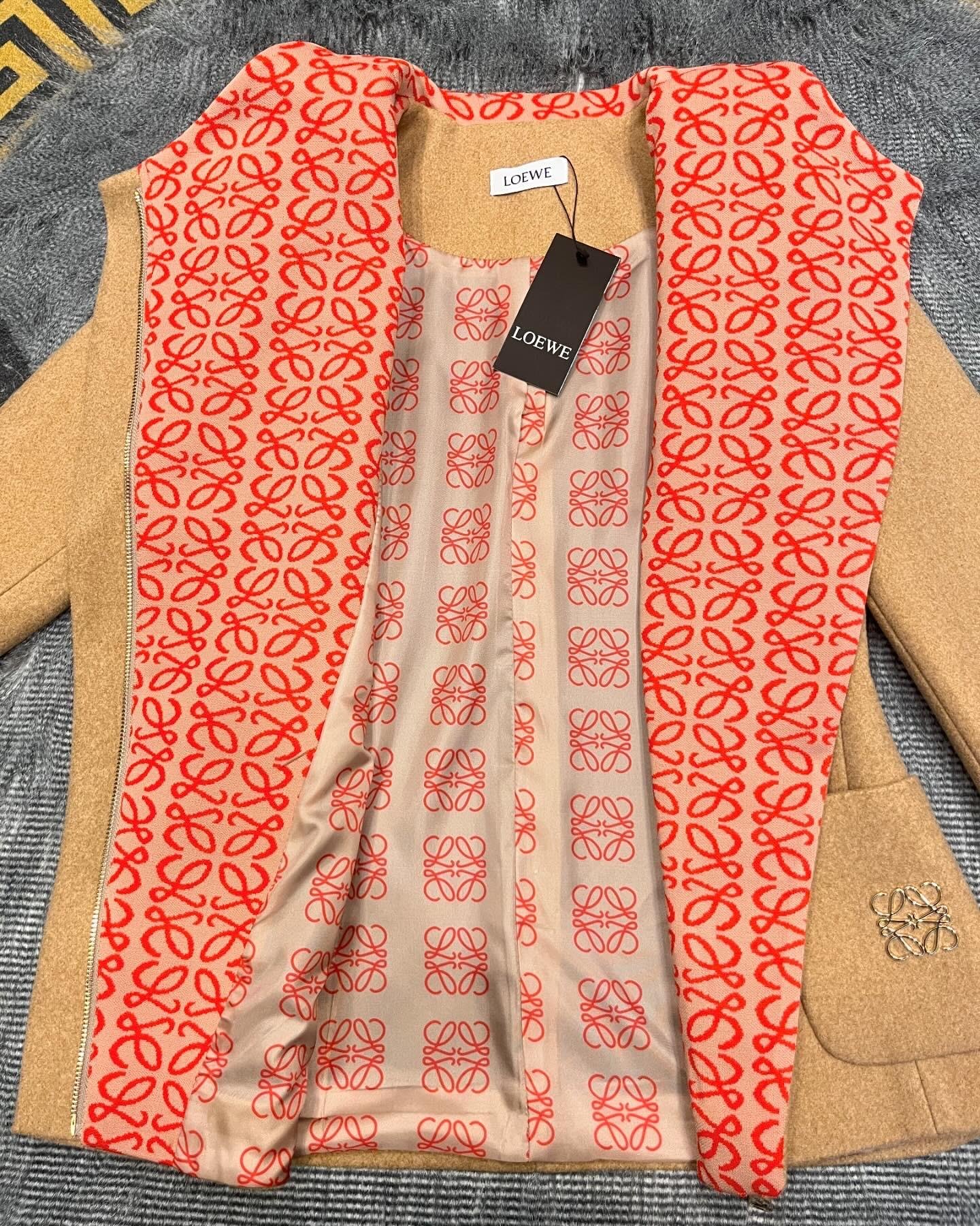 LOEWE BEJ KABAN