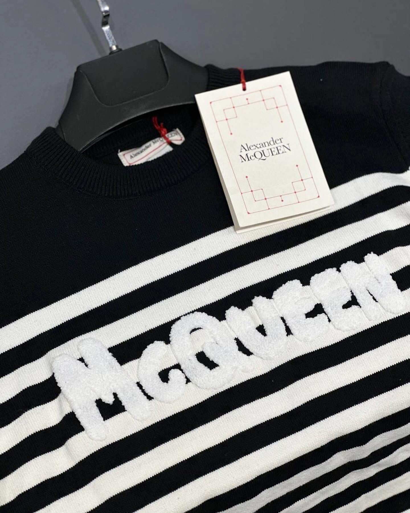 MCQUEEN ÇİZGİLİ KAZAK 