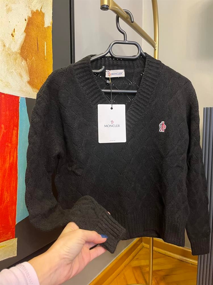 moncler siyah kazak