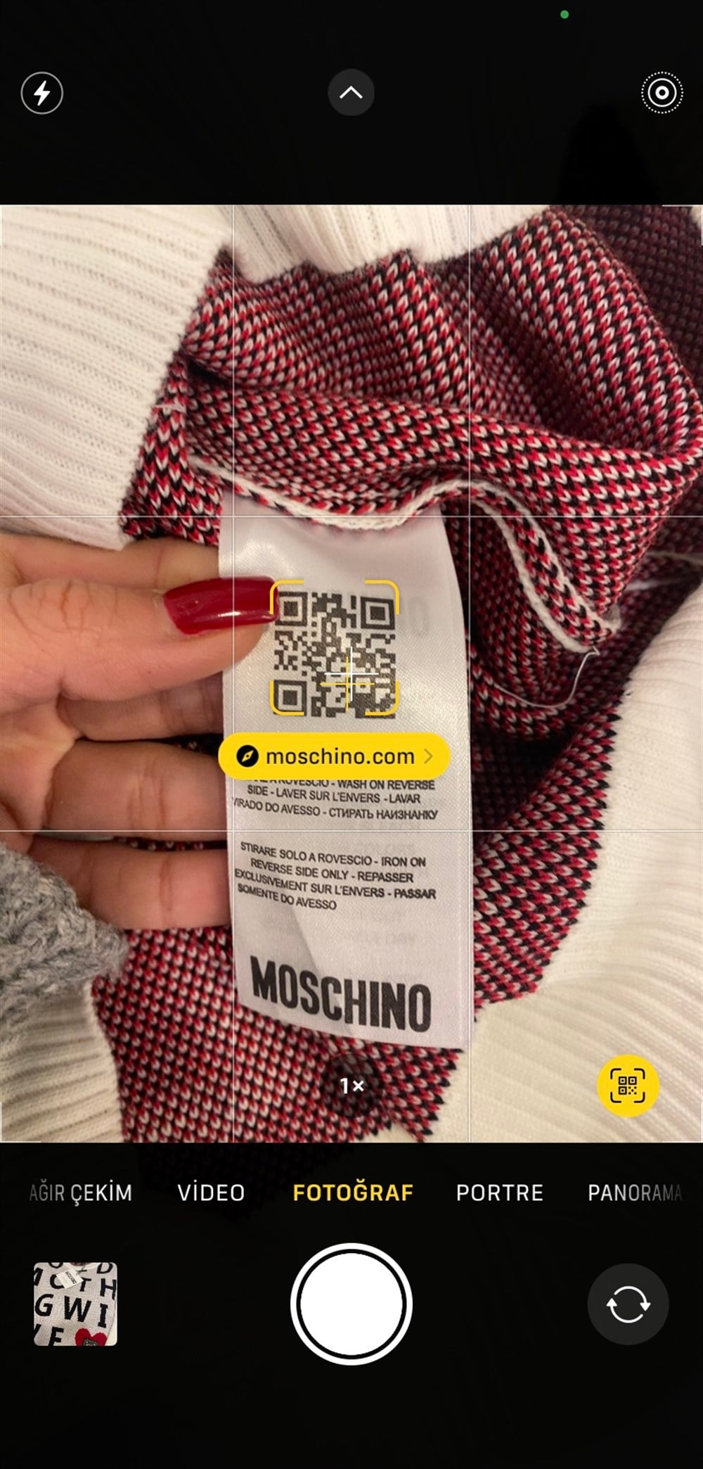 Moschino takım