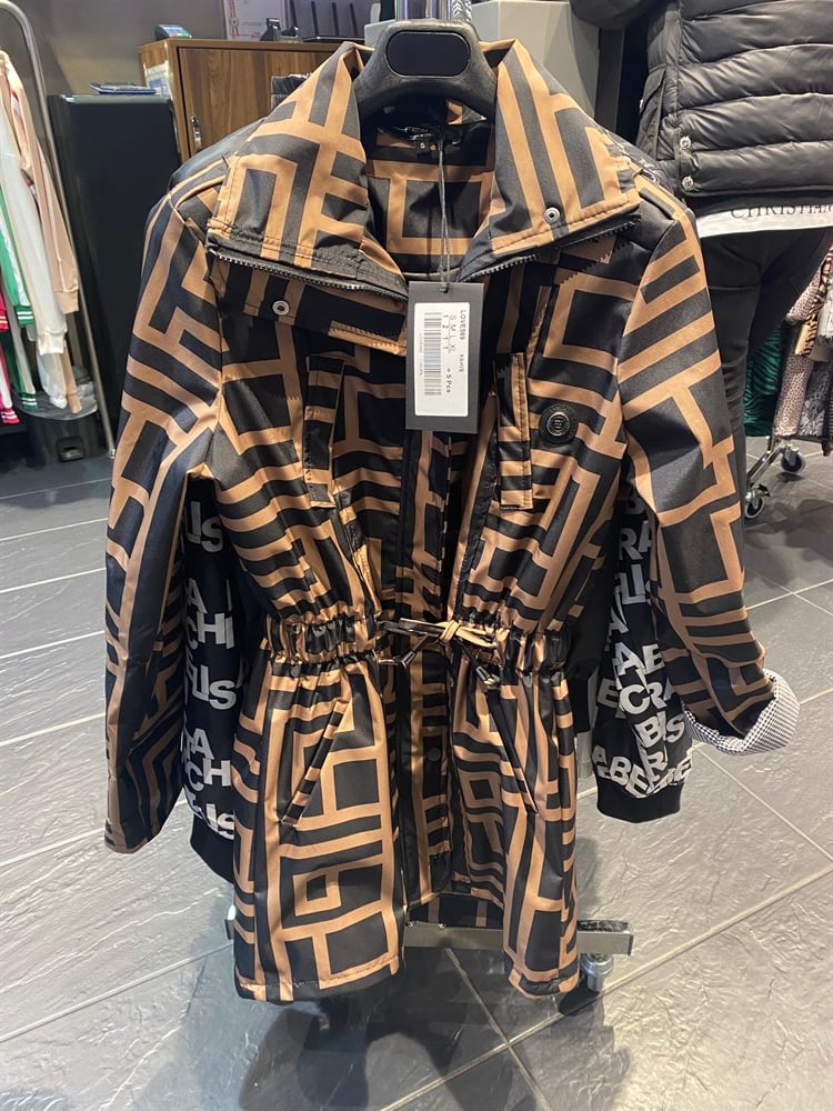 Orjinal marka yağmurluk