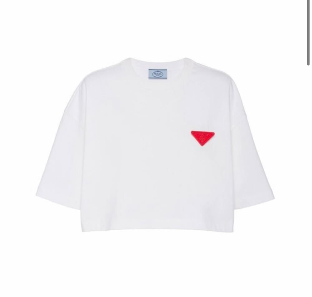 Prada kırmızı plakalı tshirt