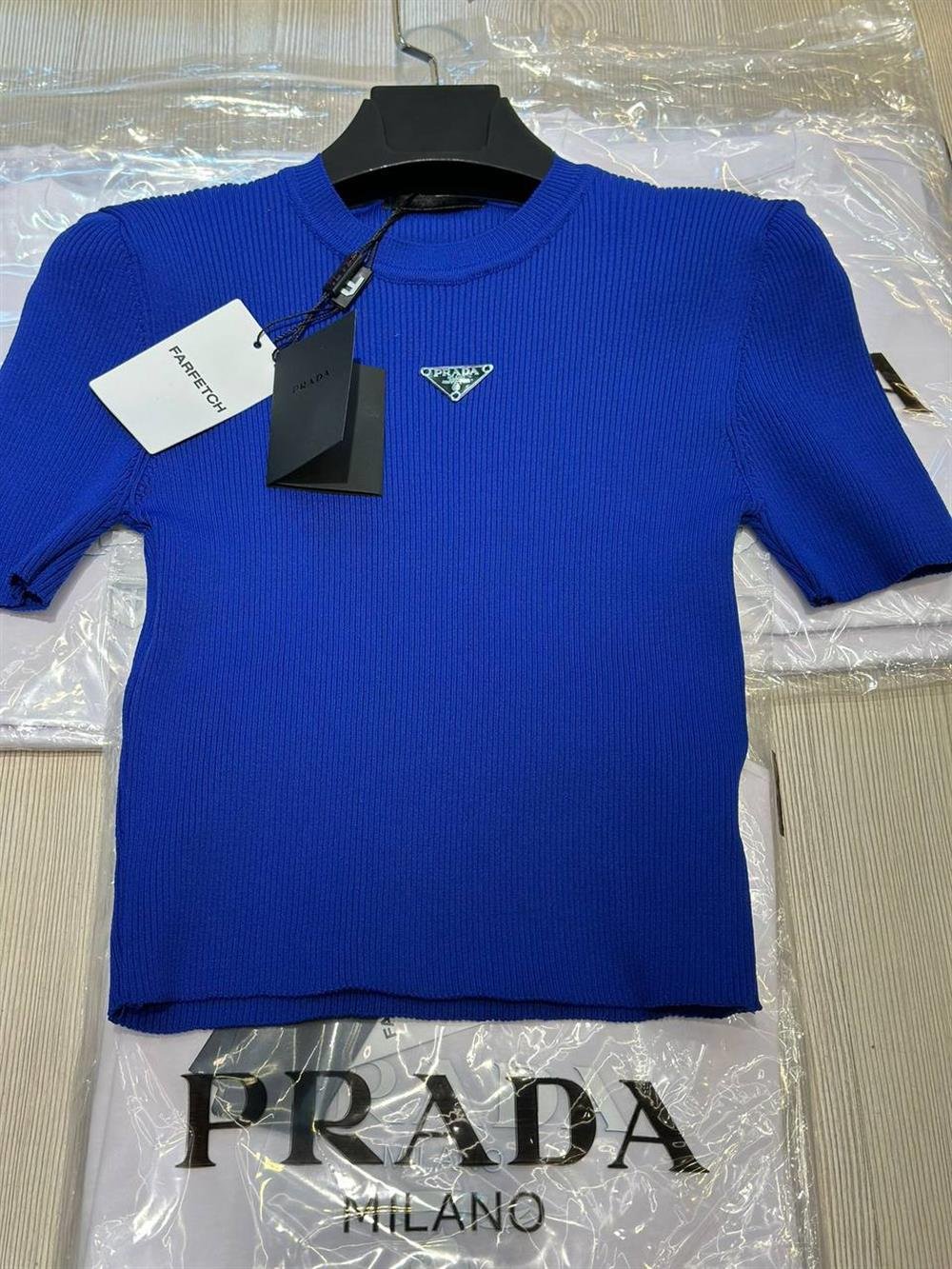 PRADA SAKS MAVİSİ TRİKO TSHİRT 