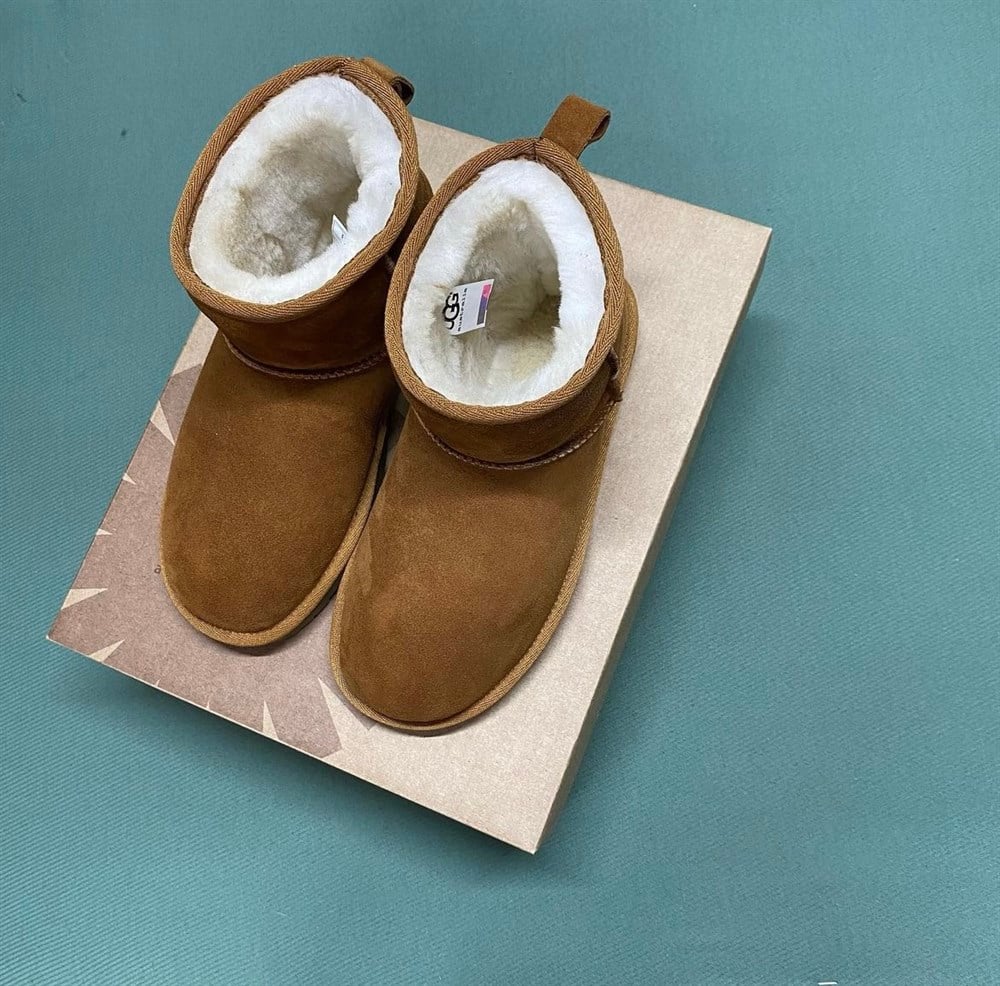 TABA CLASSİC ULTRA SHORT UGG BOOTS