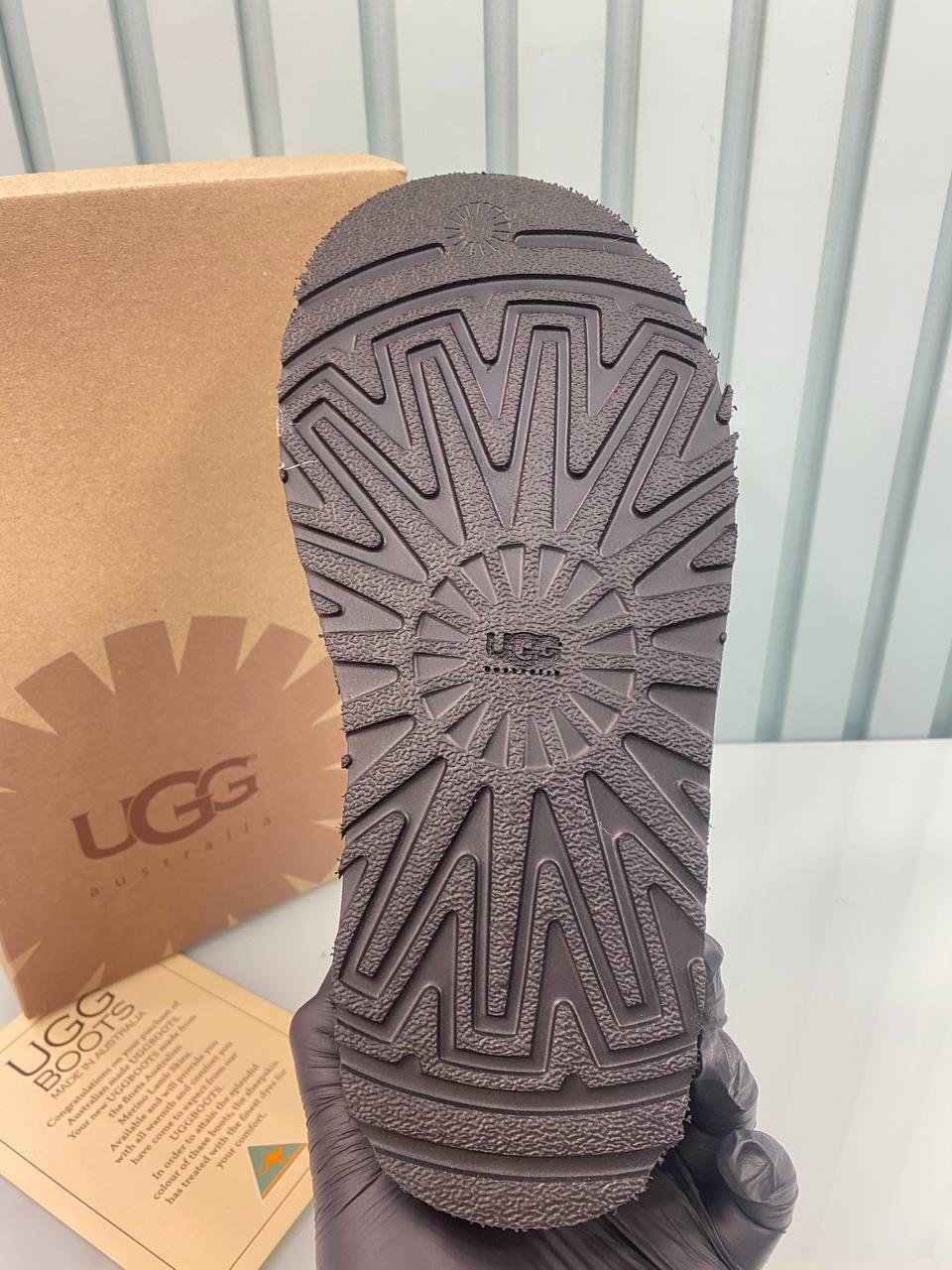 UGG KABARIK TAZZ SİYAH