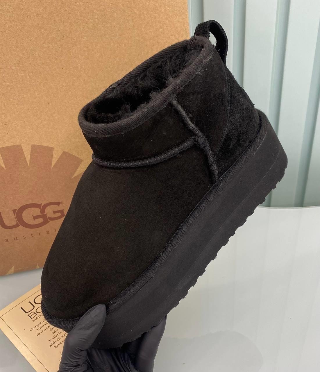 UGG ULTRA MİNİ PLATFORM SİYAH 