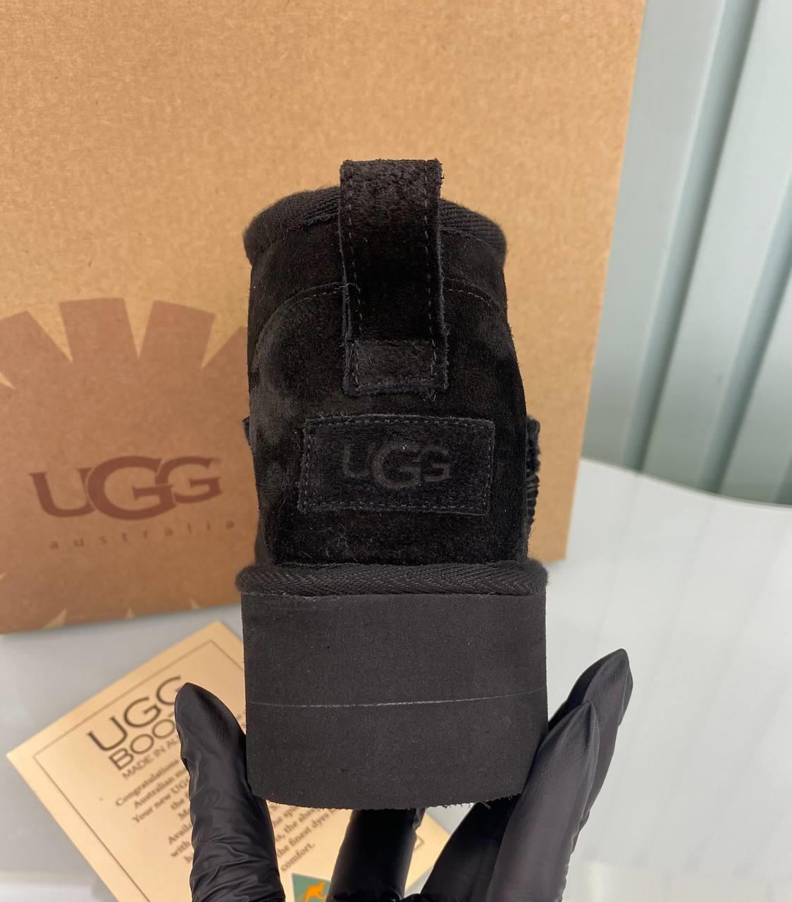 UGG ULTRA MİNİ PLATFORM SİYAH 
