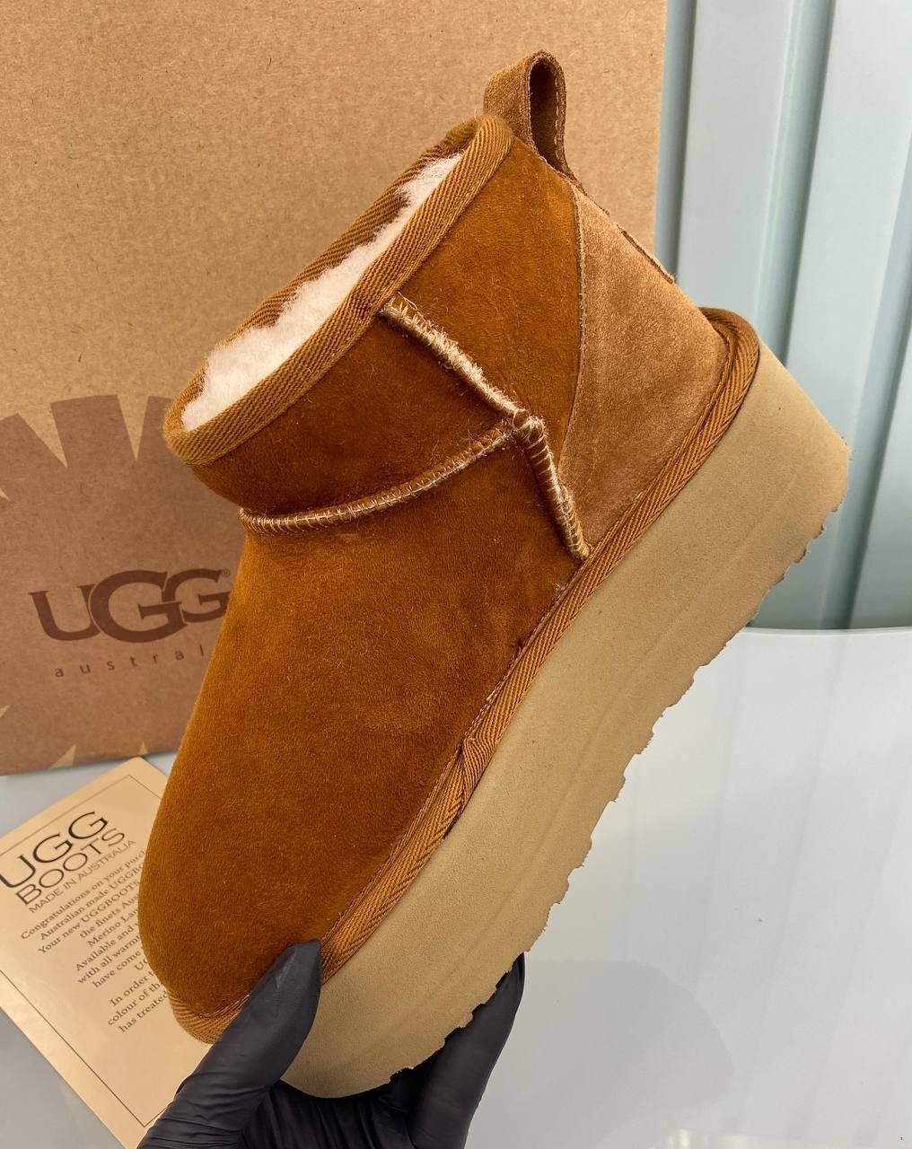 UGG ULTRA MİNİ PLATFORM TABA 