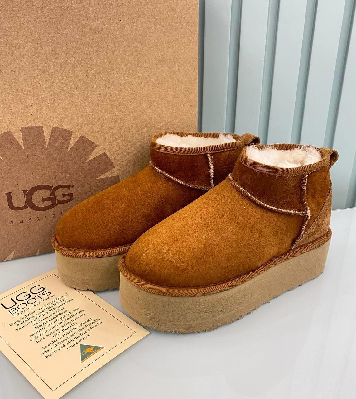 UGG ULTRA MİNİ PLATFORM TABA 