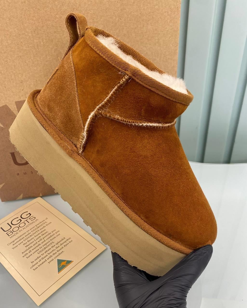 UGG ULTRA MİNİ PLATFORM TABA 
