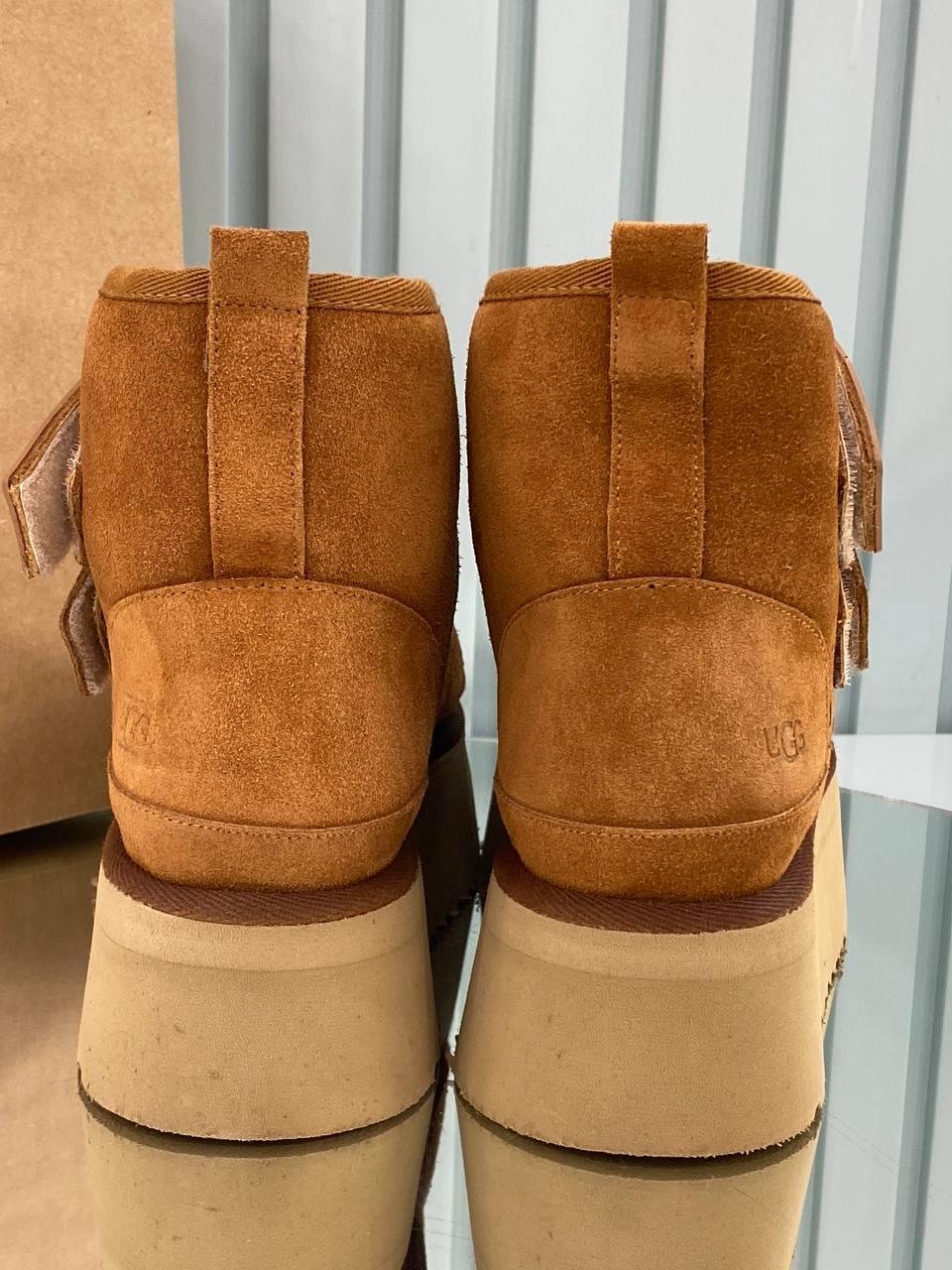 UGG W NEUMEL PLATFORM TABA BOT