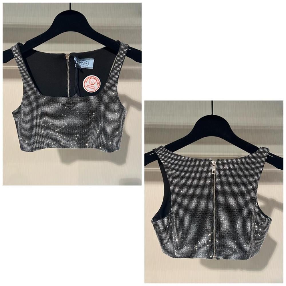 Yeni prada crop top