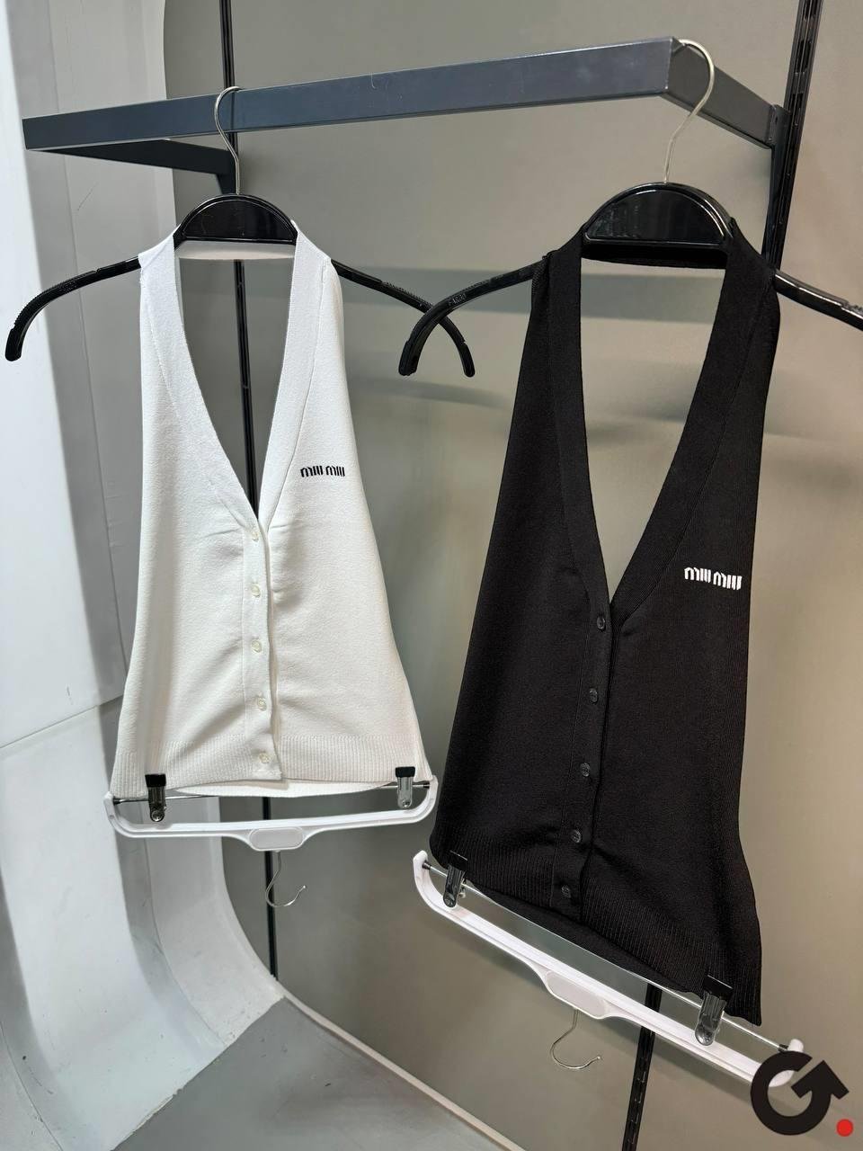 YENİ SEZON MİU BEYAZ ÖRME YELEK 